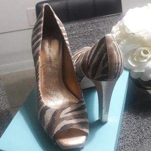 Antonio Melani pumps
